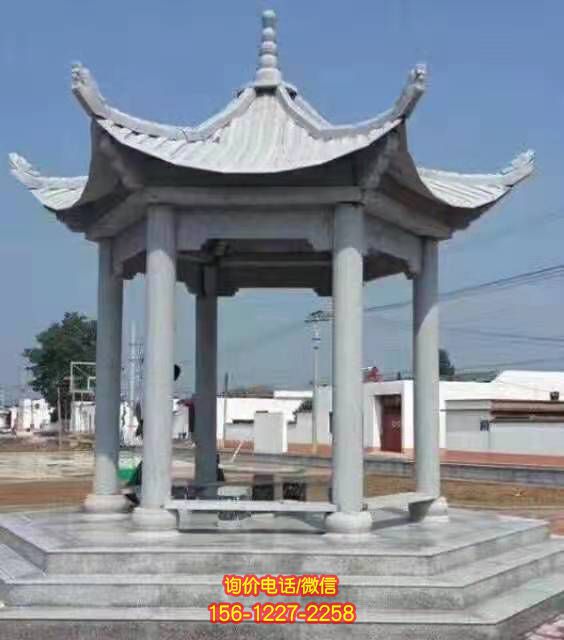 仿古青石雕塑，傳承農(nóng)村文化，為廣場涼亭增添獨(dú)特魅力