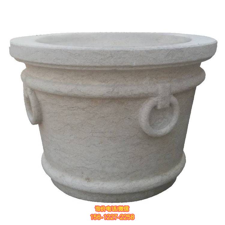 精美仿古花缽雕塑，裝點別墅庭院