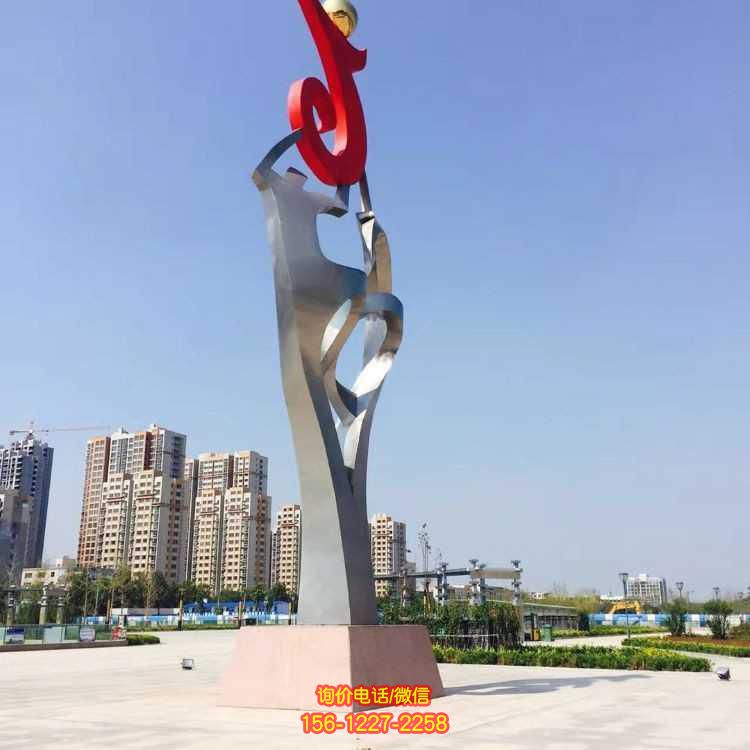不銹鋼抽象雕塑，點(diǎn)綴廣場(chǎng)景觀