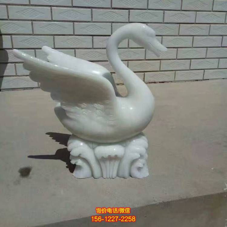 庭院天鵝噴泉雕塑，景觀優(yōu)雅動人