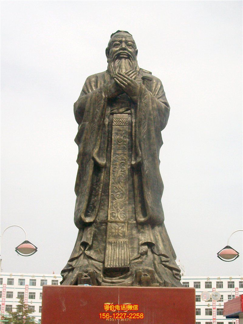 廣場(chǎng)學(xué)?？鬃庸糯鷼v史名人銅雕塑景觀小品